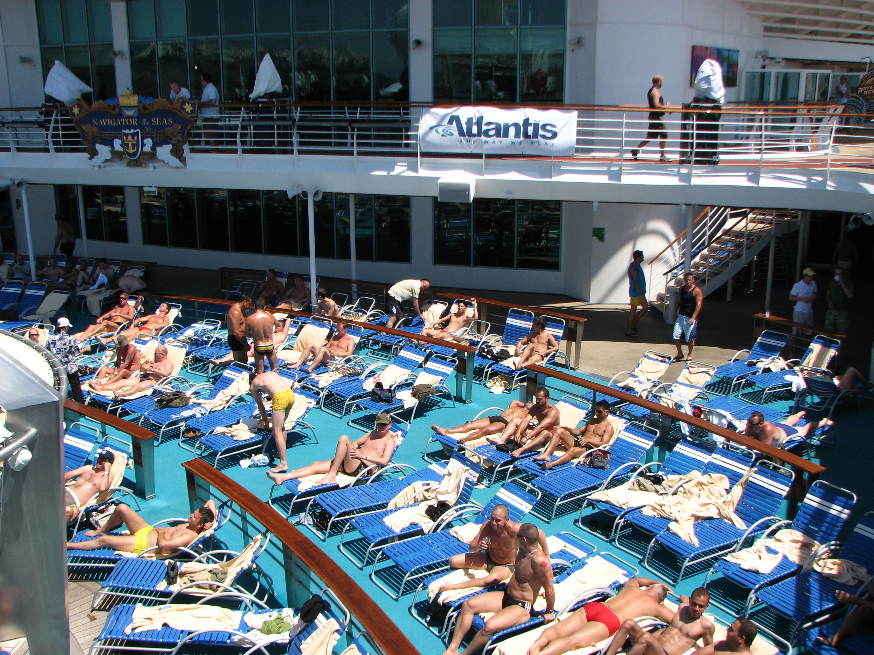 Barcelona - Rom Kreuzfahrt 2008 - Das Pooldeck