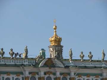 Sehr schön renovierte Dachkuppel der Ermitage